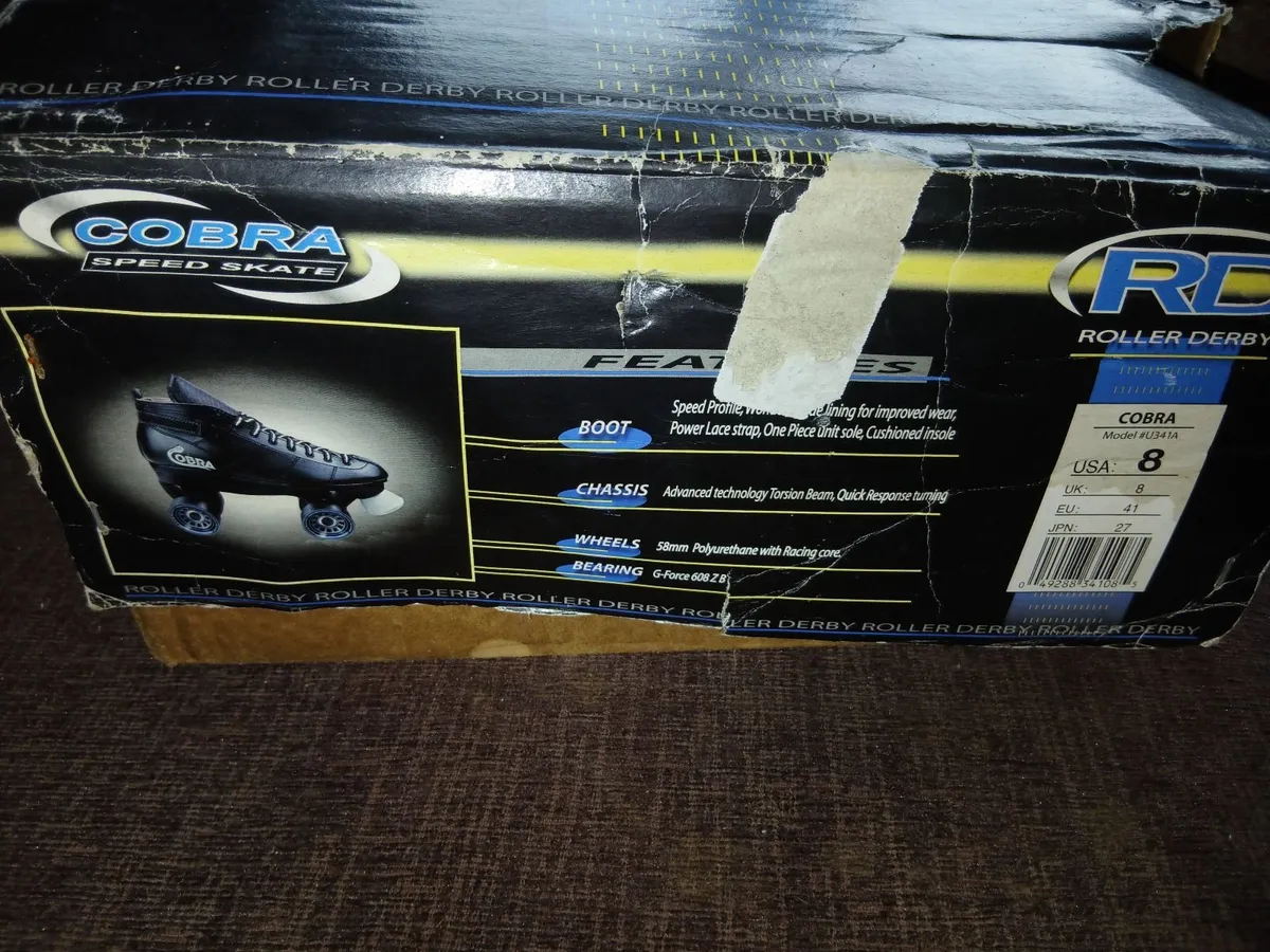Derby roller blades/skates - Image 1
