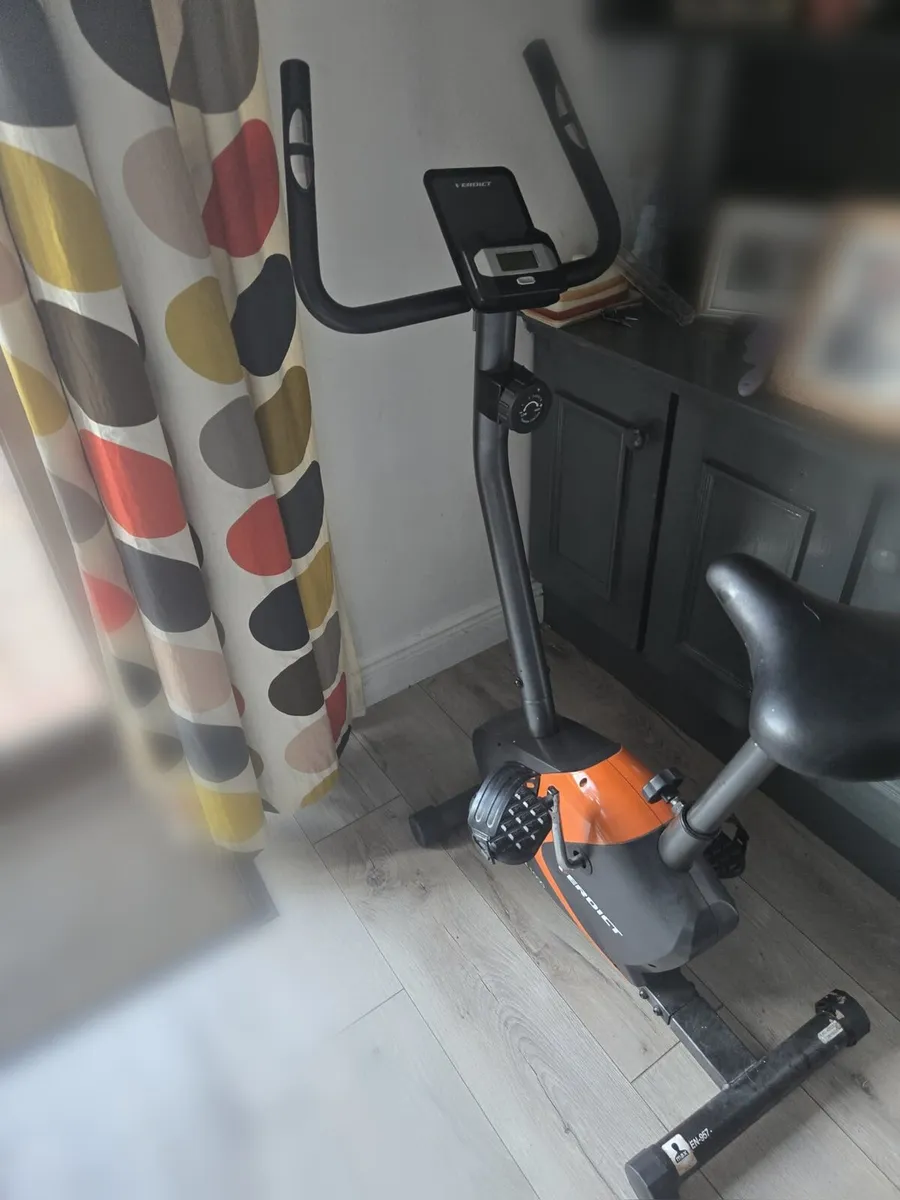Exercise bike - Image 1