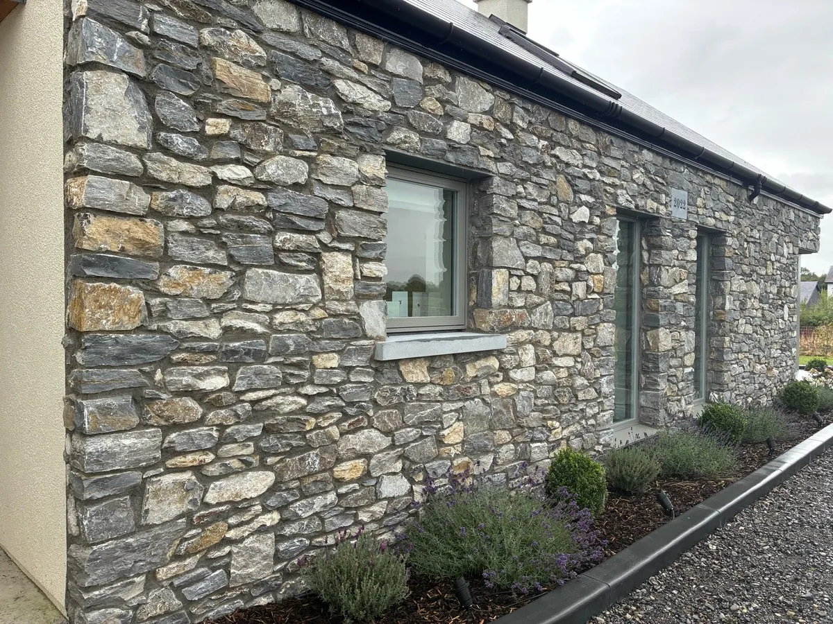 Building stone Limestone - Image 1