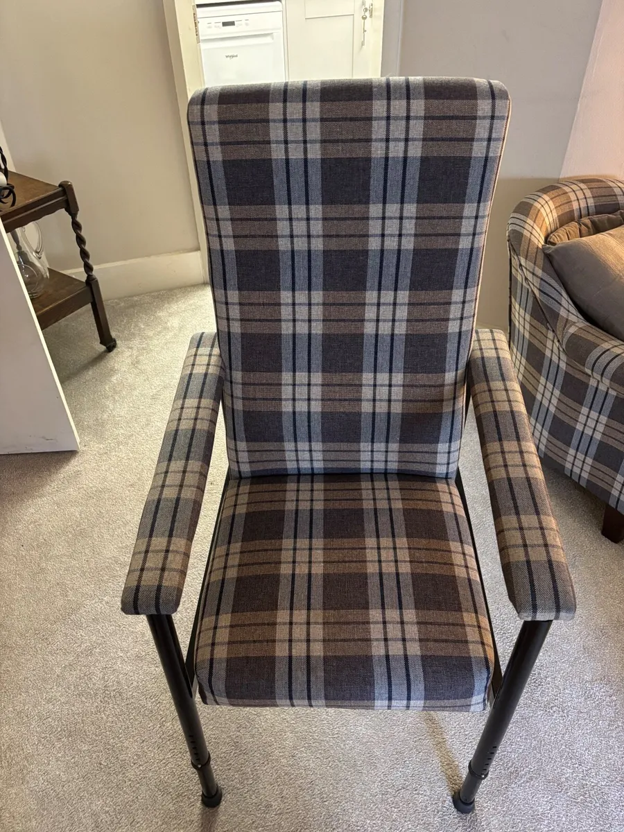 Chair - Image 3