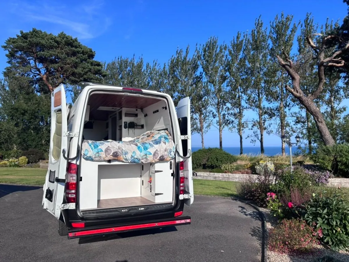 Campervan - Image 3