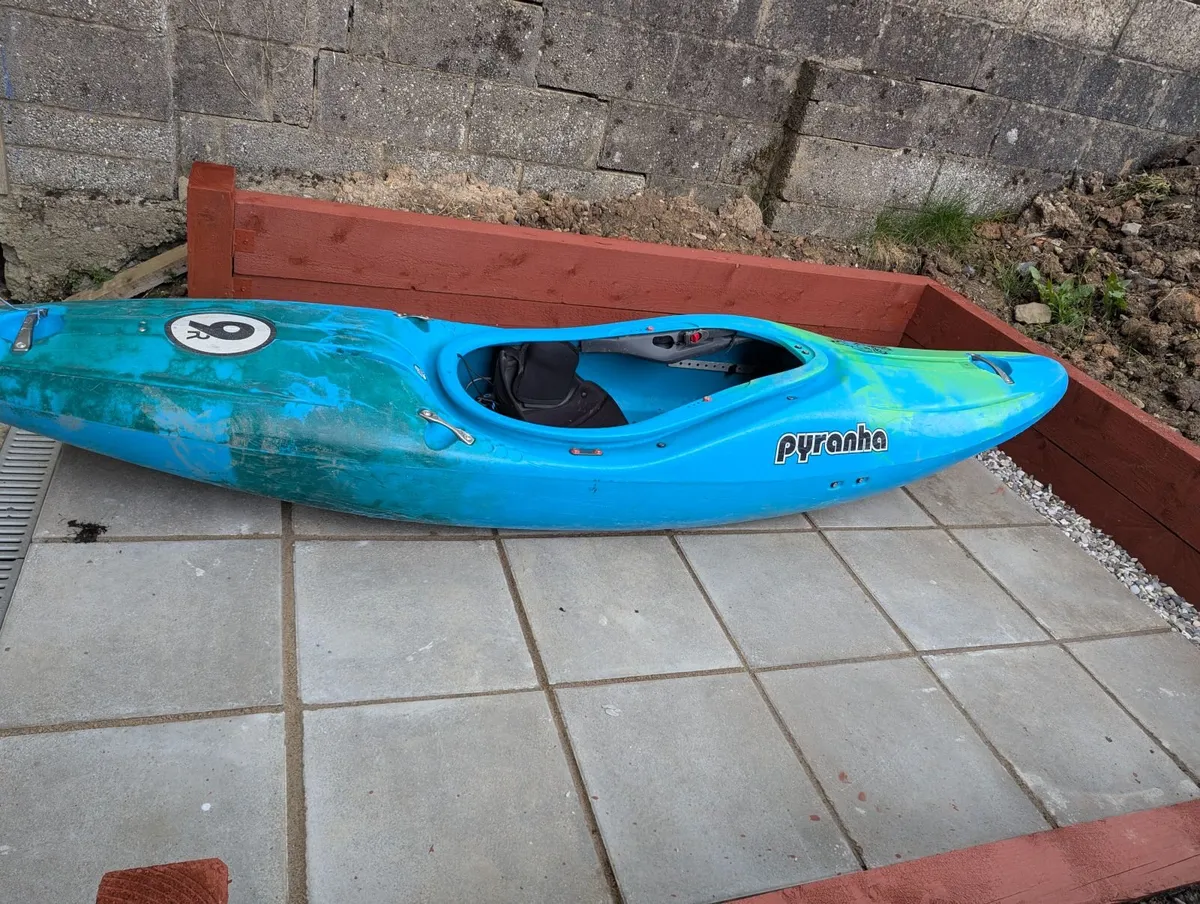 Pyranha 9R Kayak - Image 4