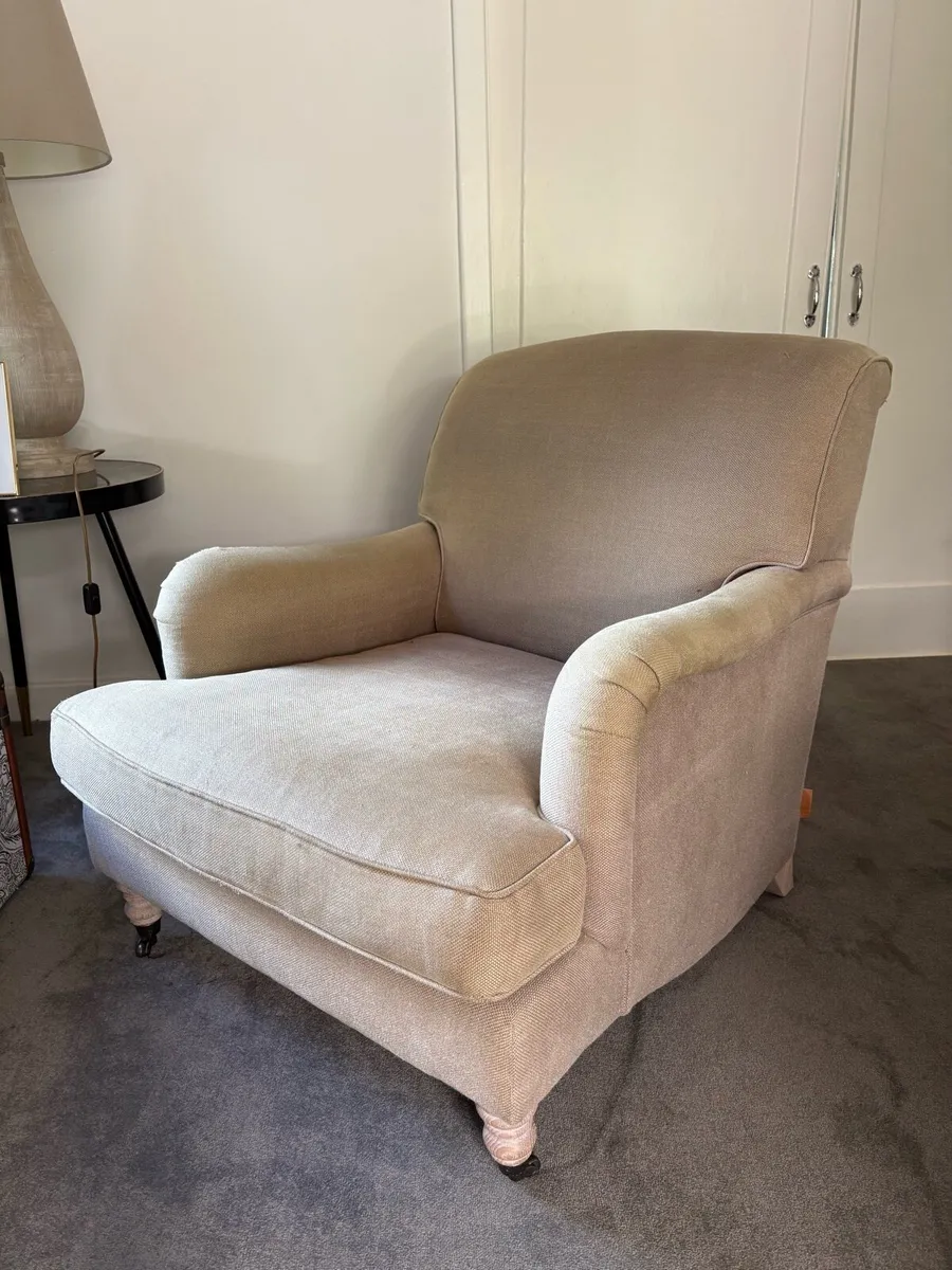 Armchairs - Image 1
