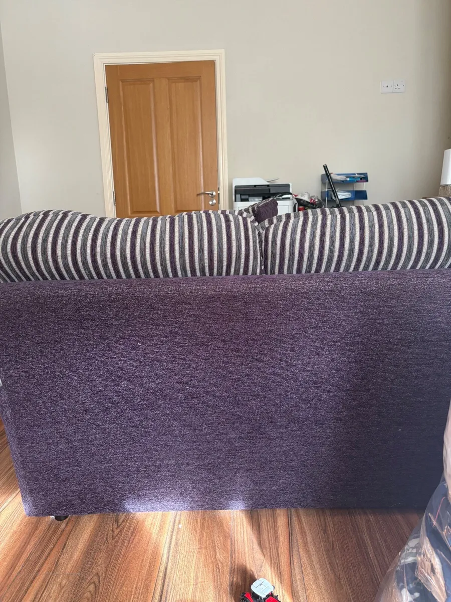 2 Seater couch - Image 4