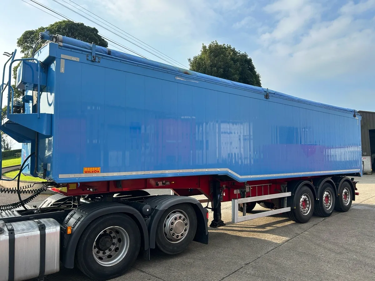 Wilcox tipping trailer - Image 1