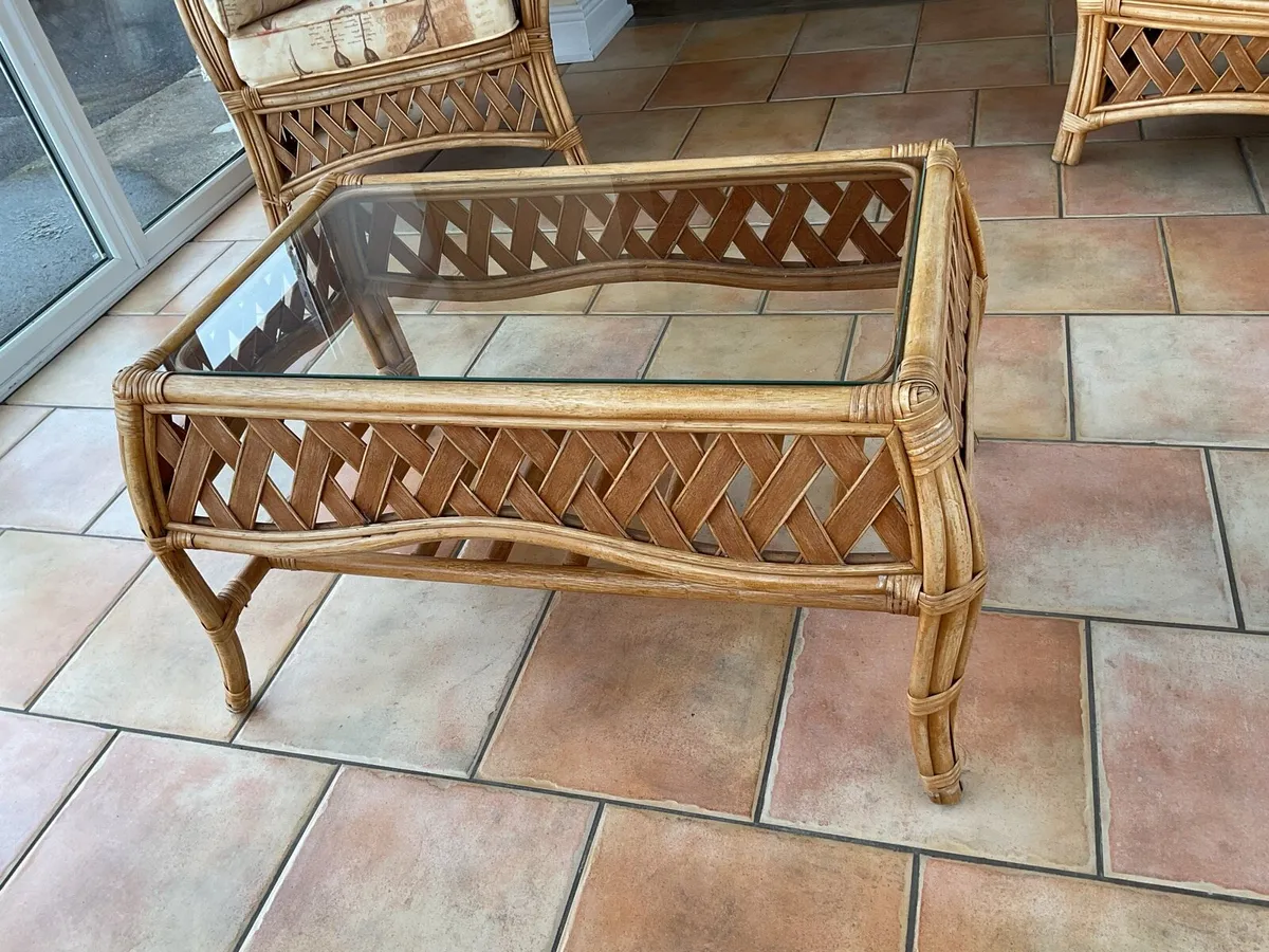 Wicker conservatory suite - Image 3