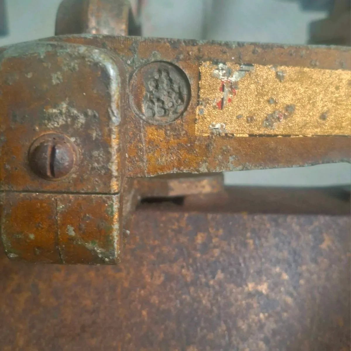 Antique W&T Avery Cast Iron Shop Scales - Image 4
