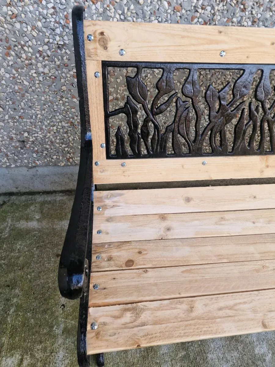 Cast iron garden bench [ heaviest you can find ] - Image 3