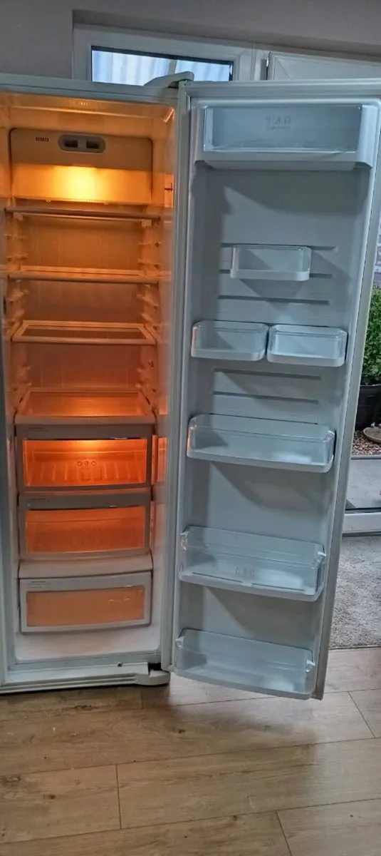 American style fridge freezer - Image 2