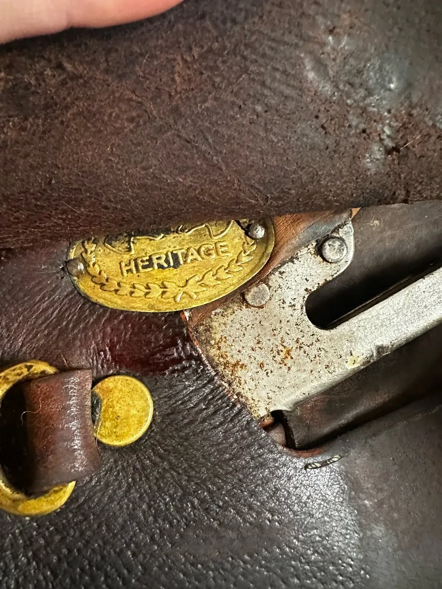 17” Heritage jumping saddle - Image 3