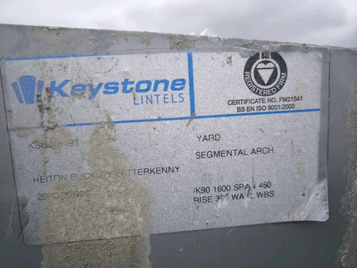 Keystone lintels - Image 4