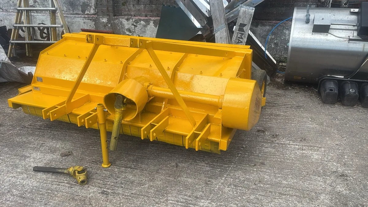 Ferrie Straw chopper - Image 3