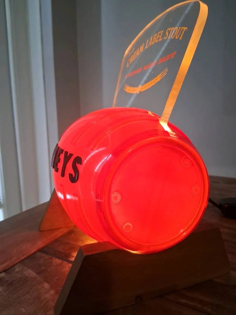 1960s WATNEYS RED BARREL 240v Lamp - Image 3