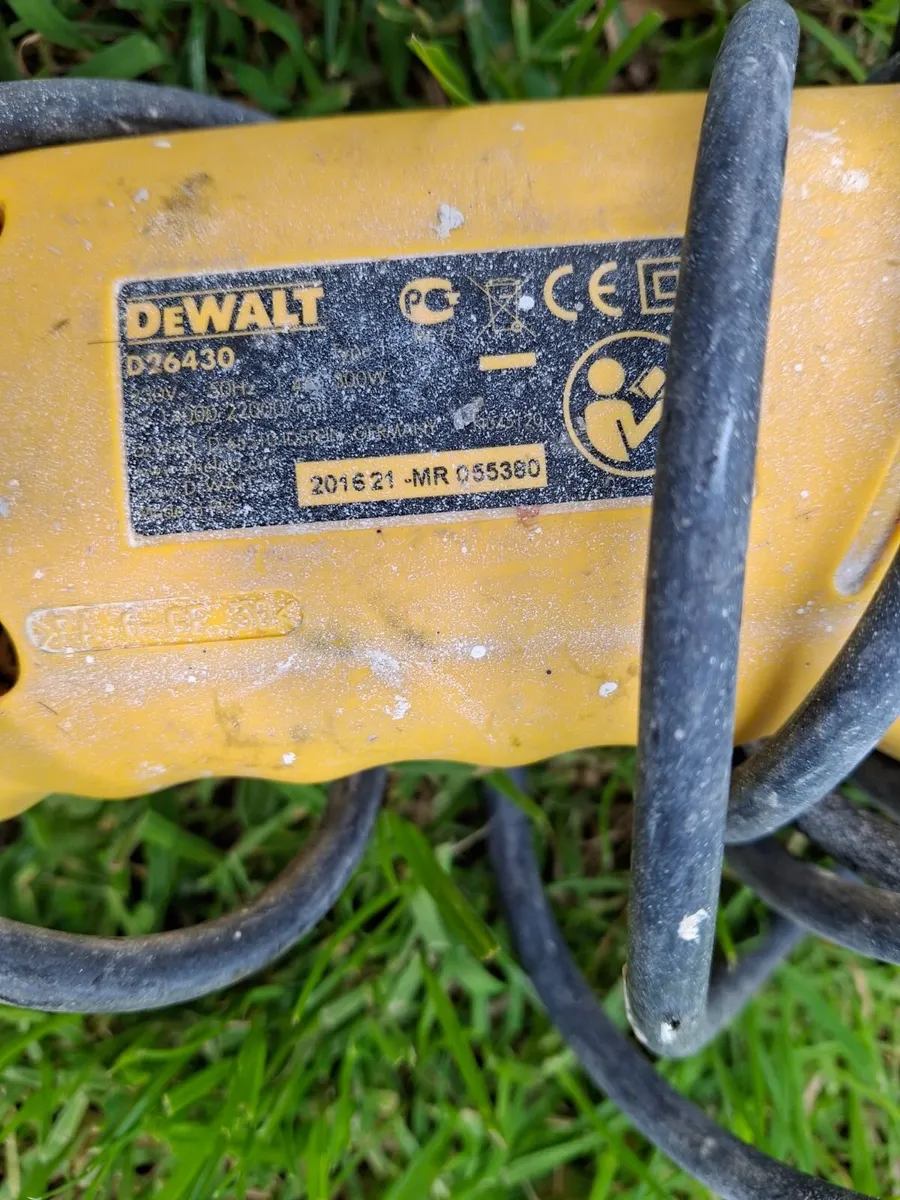 makita bo6050j + dewalt detail sander set - Image 4