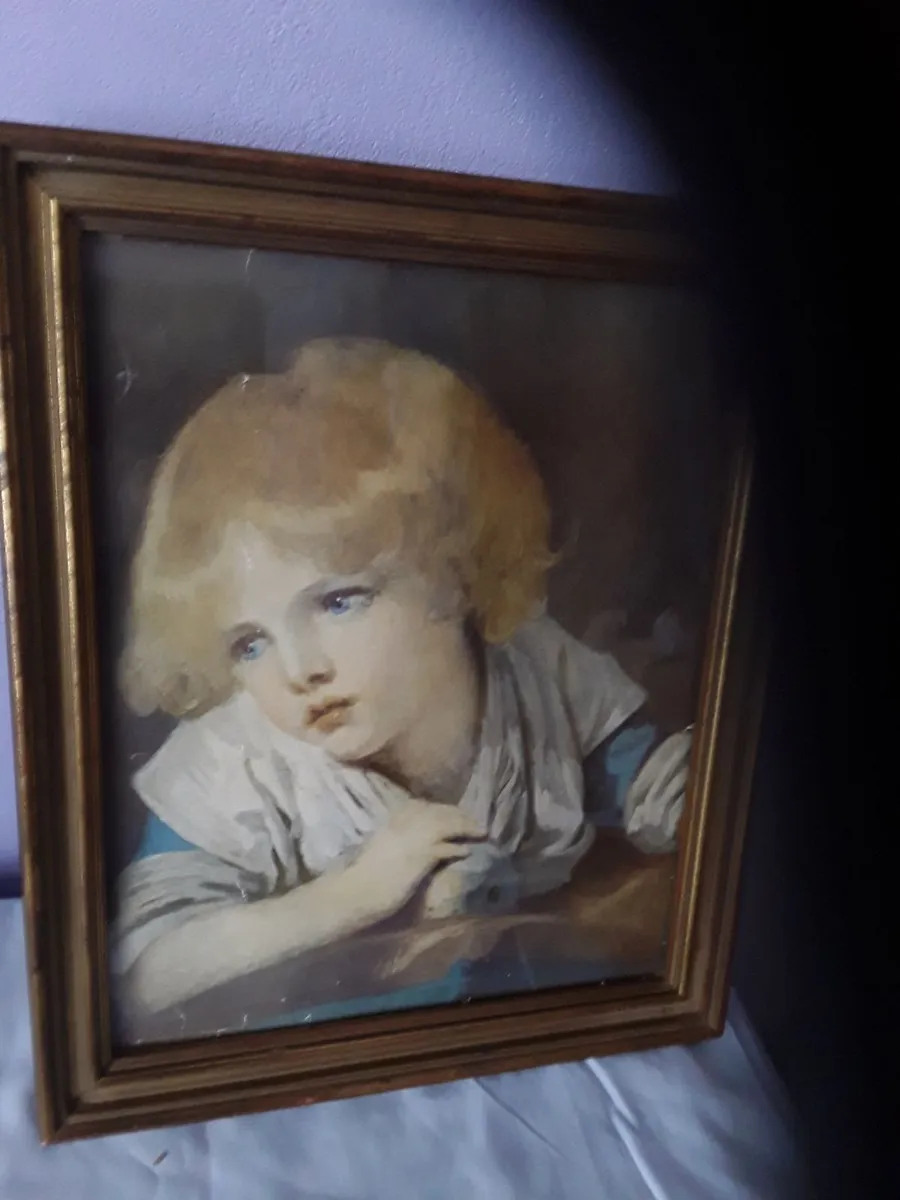 Nice picture reproduction    child with an apple - Image 4