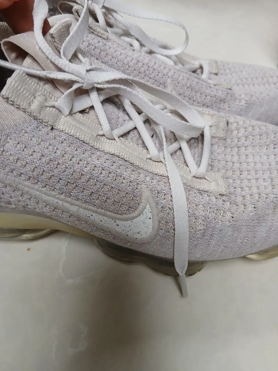 Nike vapormax runners - Image 3