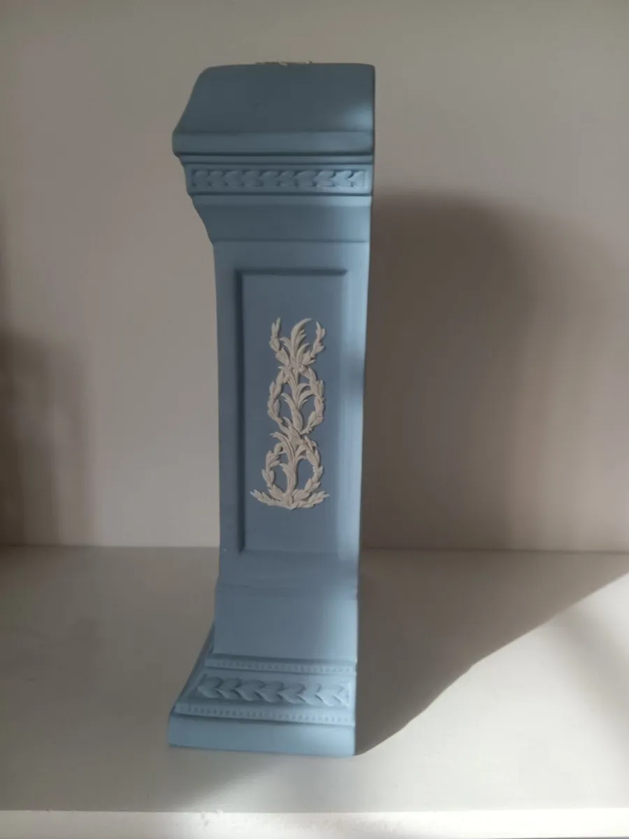 Blue jasper wedgewood clock - Image 2