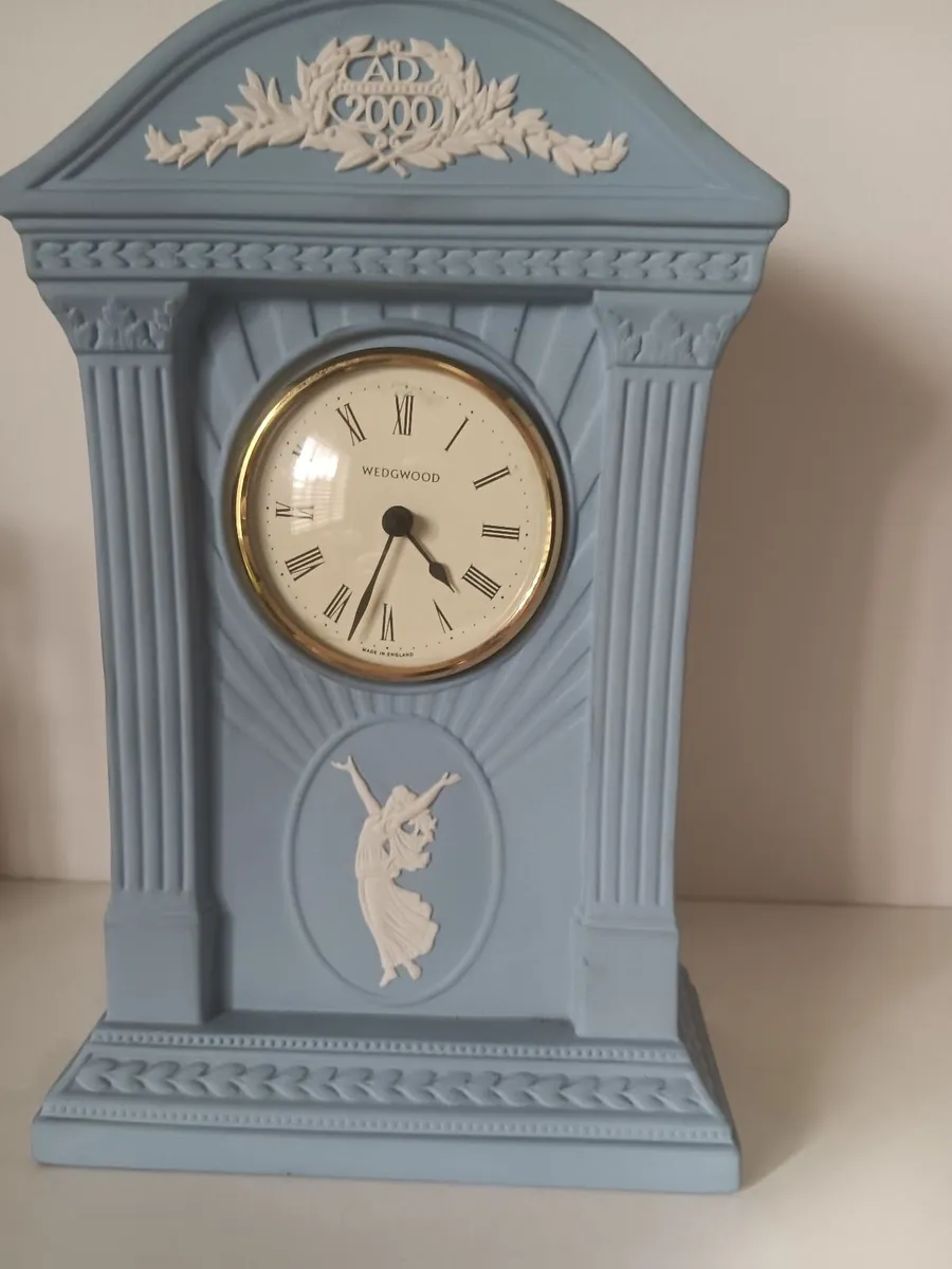 Blue jasper wedgewood clock - Image 4