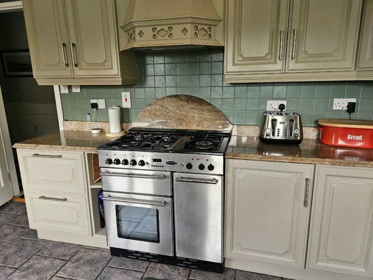 Rangemaster Gas Range - Image 3