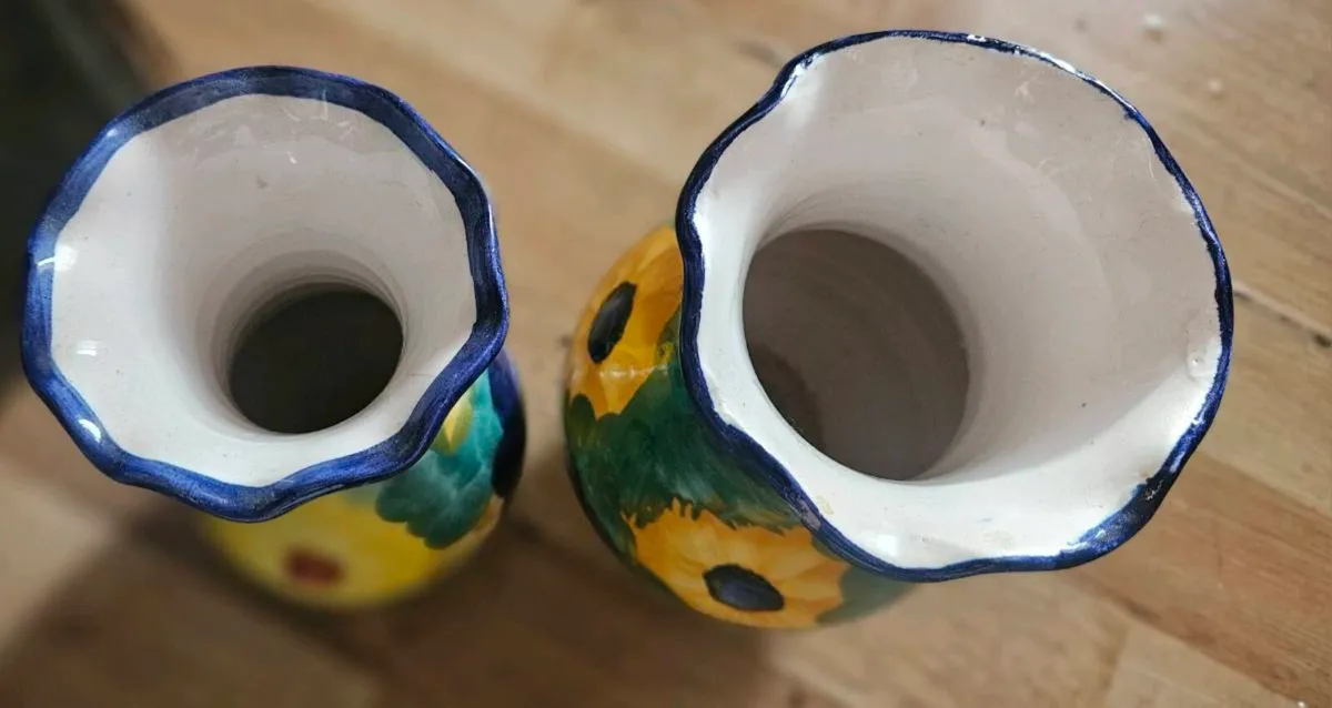 2 Vases - Image 4