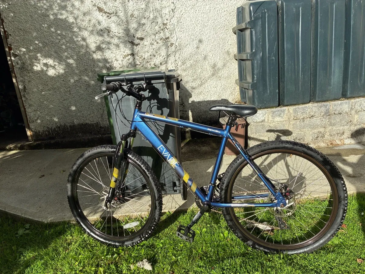 Mountain bike - Image 1