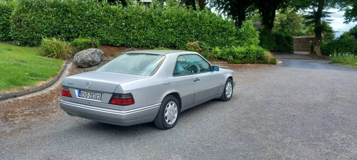 1993 Mercedes-Benz w124 3.2 Coupe - Image 3