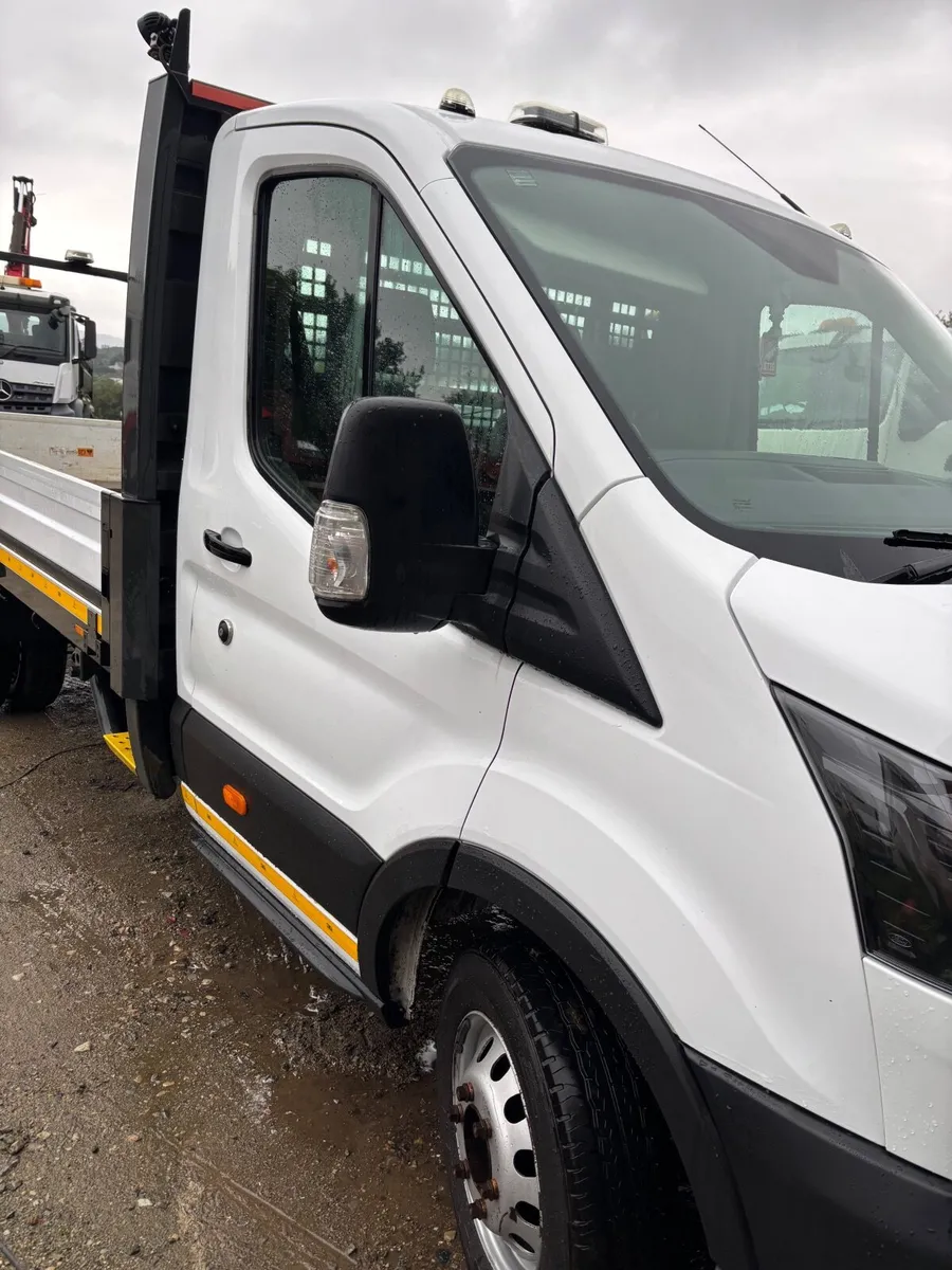 Ford Transit 2023 - Image 2