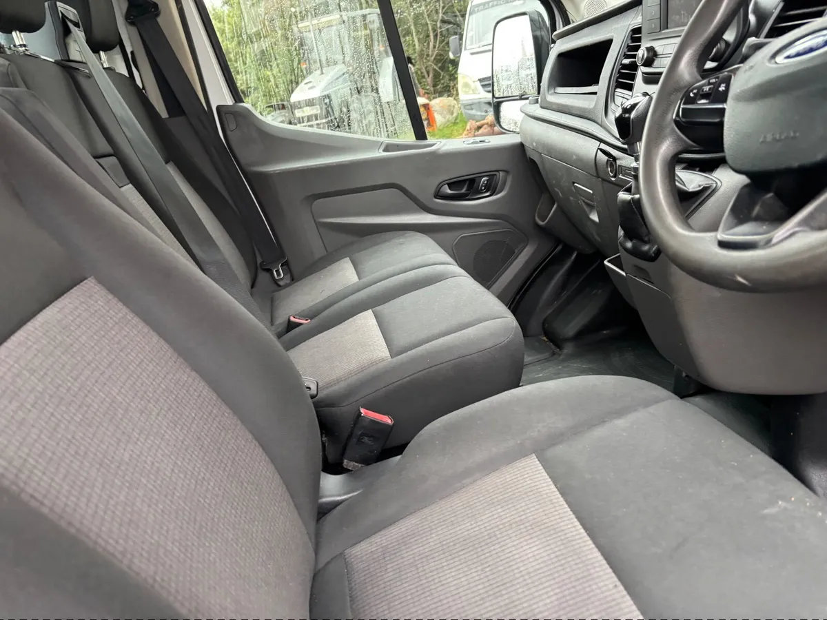 Ford Transit 2023 - Image 4