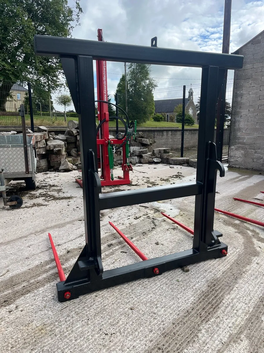 Heavy duty bale spike (JCB) - Image 3