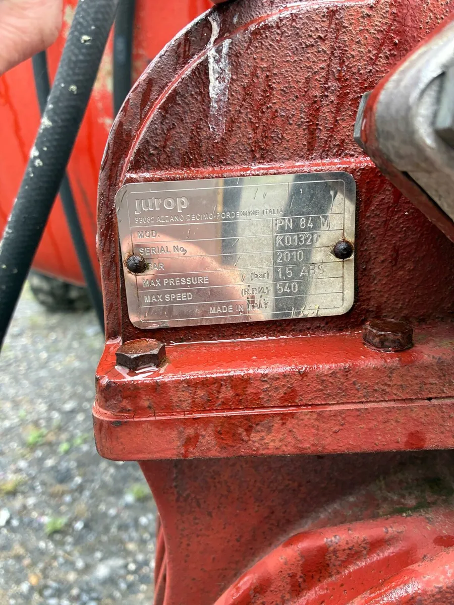 NC 1800gallon Slurry Tanker - Image 4