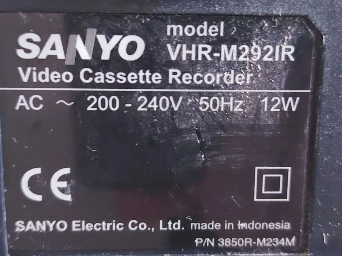 Sanyo 2 Head Long Play VHS Video Player VHR-M292 - Image 4