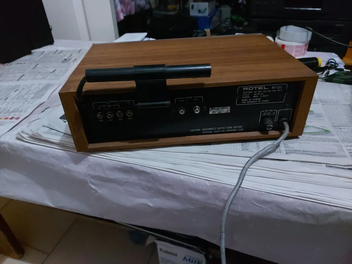 ROTEL AM-FM Stereo Tuner Model RT-322, - Image 3