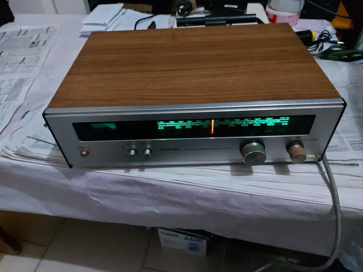 ROTEL AM-FM Stereo Tuner Model RT-322, - Image 2