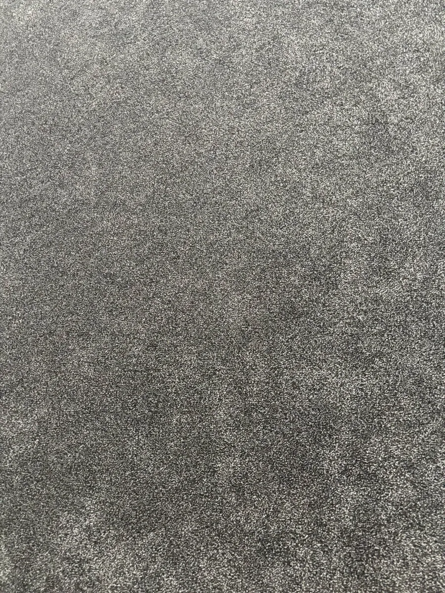 Carpet for sale - Image 2