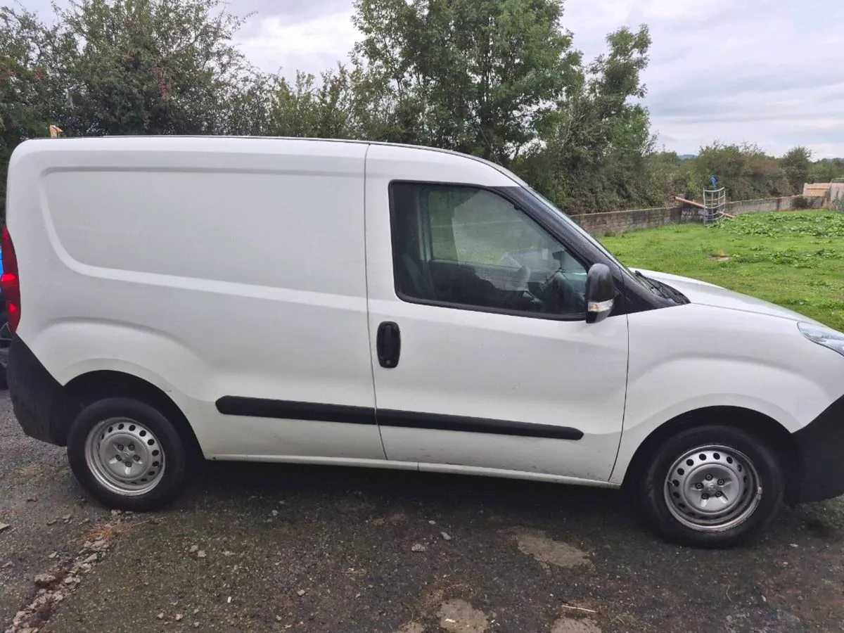 Van - Image 1