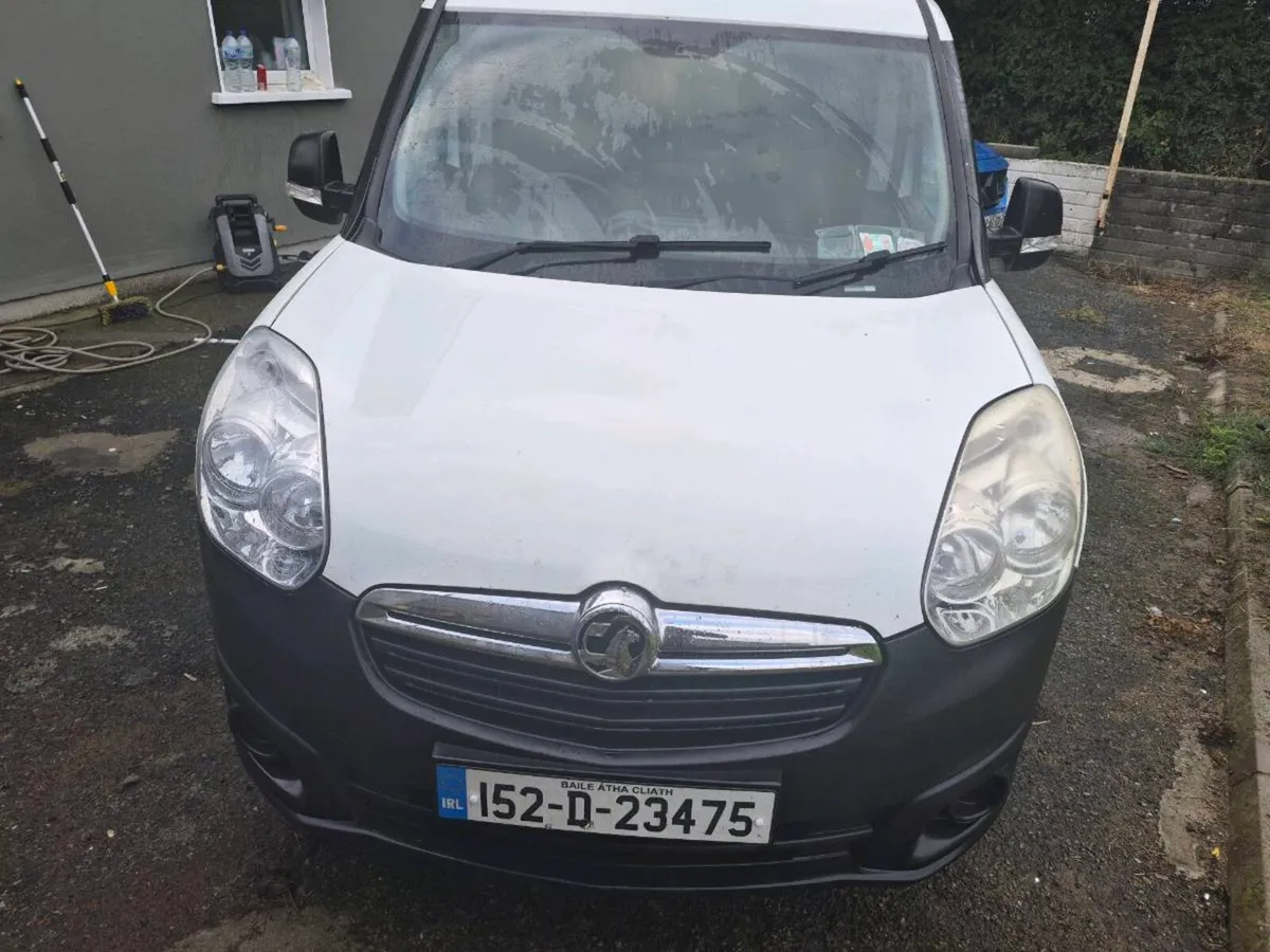 Van - Image 2