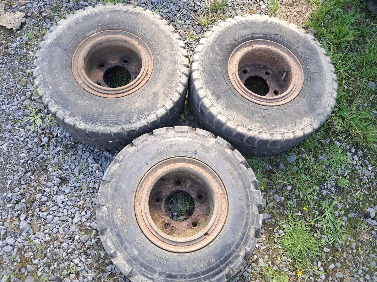 3 forklift wheels - Image 2