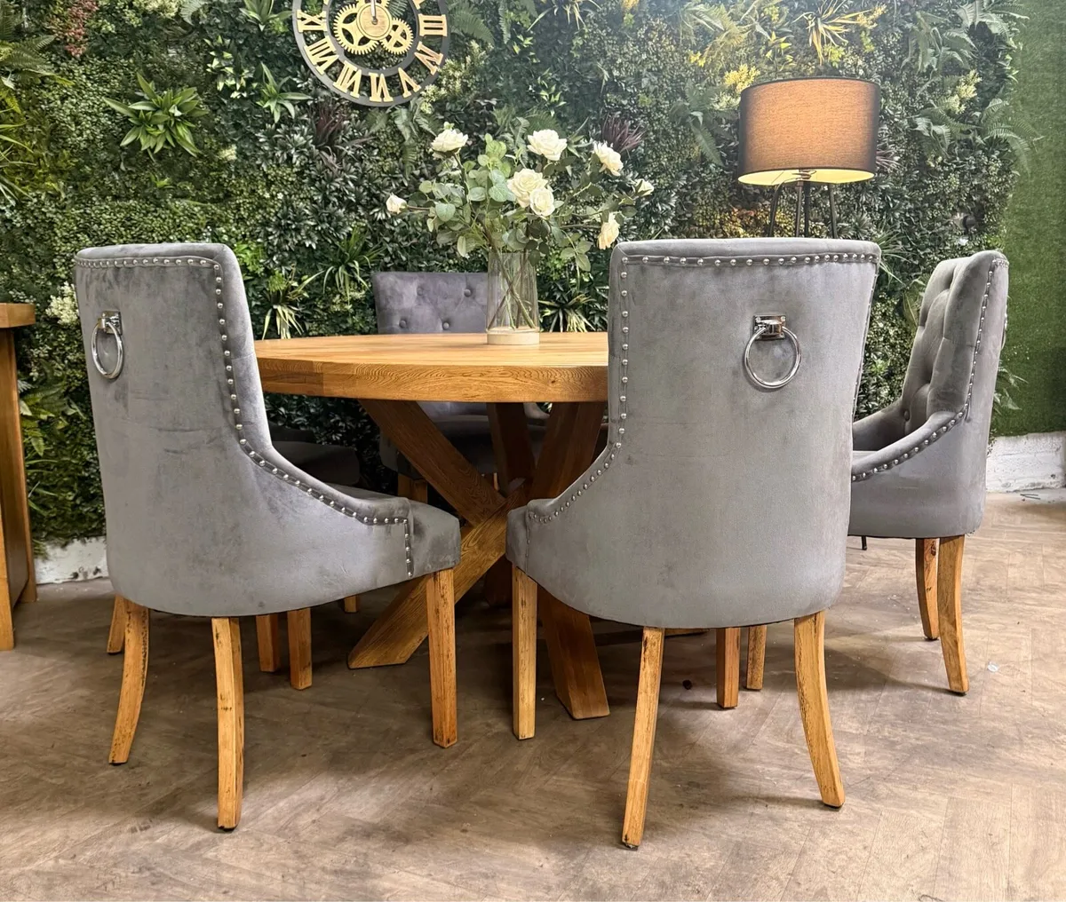American oak kitchen table & 6 chairs (Ex-display) - Image 1