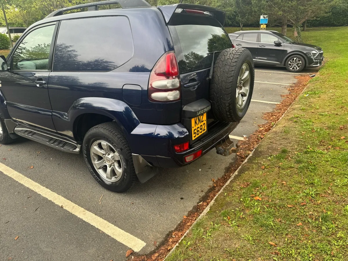 2007 Toyota Landcruiser - Image 3