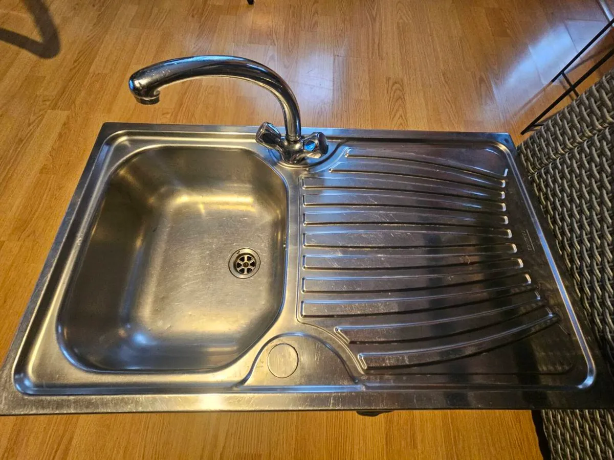 Franke stainless steel sink - Image 1