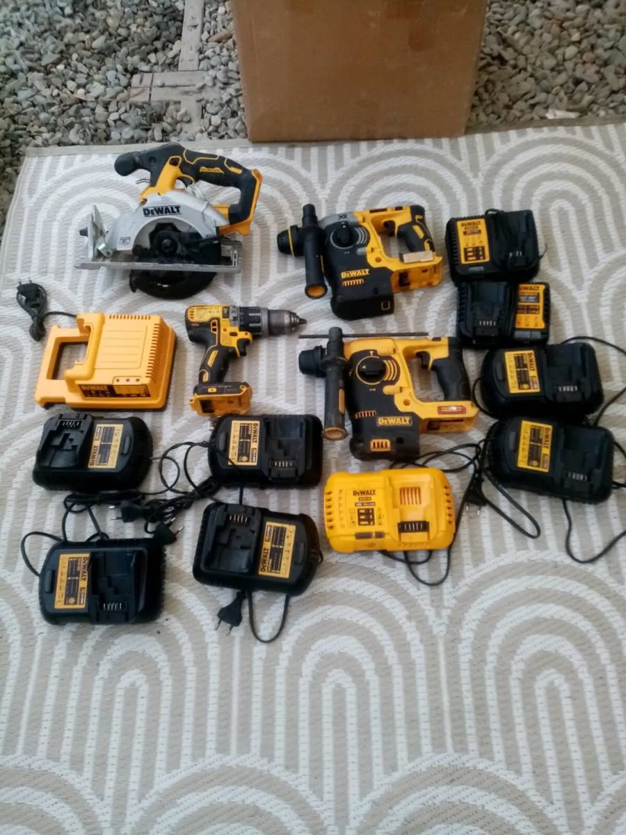 Dewalt 18v Battery Hammer Drills,Saw, chargers