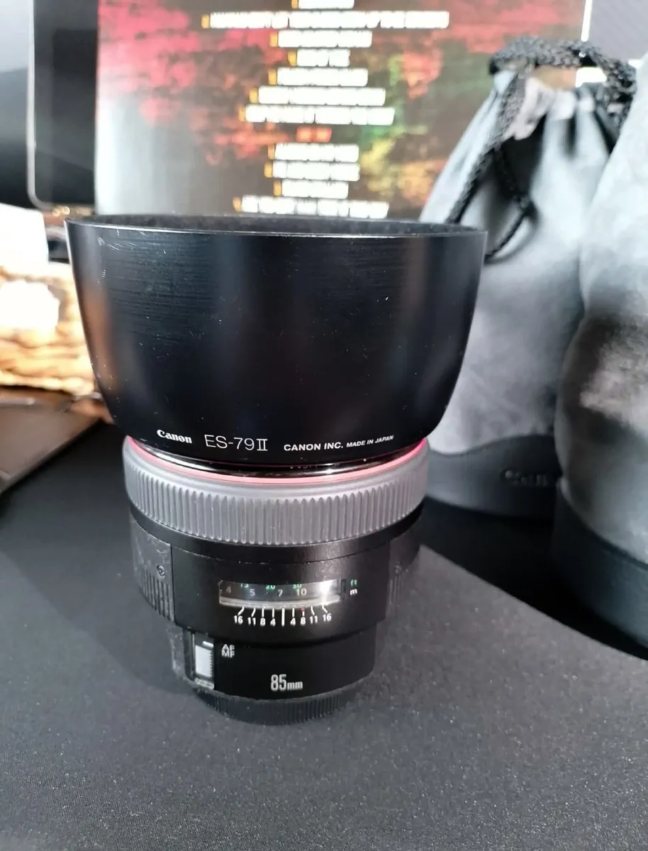 Canon Prime lenses ,  EF 85mm F1.2   & EF135mm F2 - Image 3