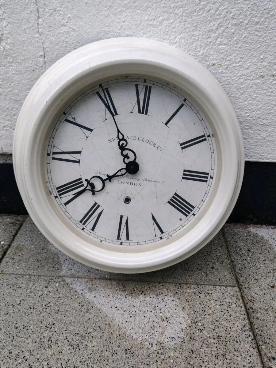 Kitchen clock