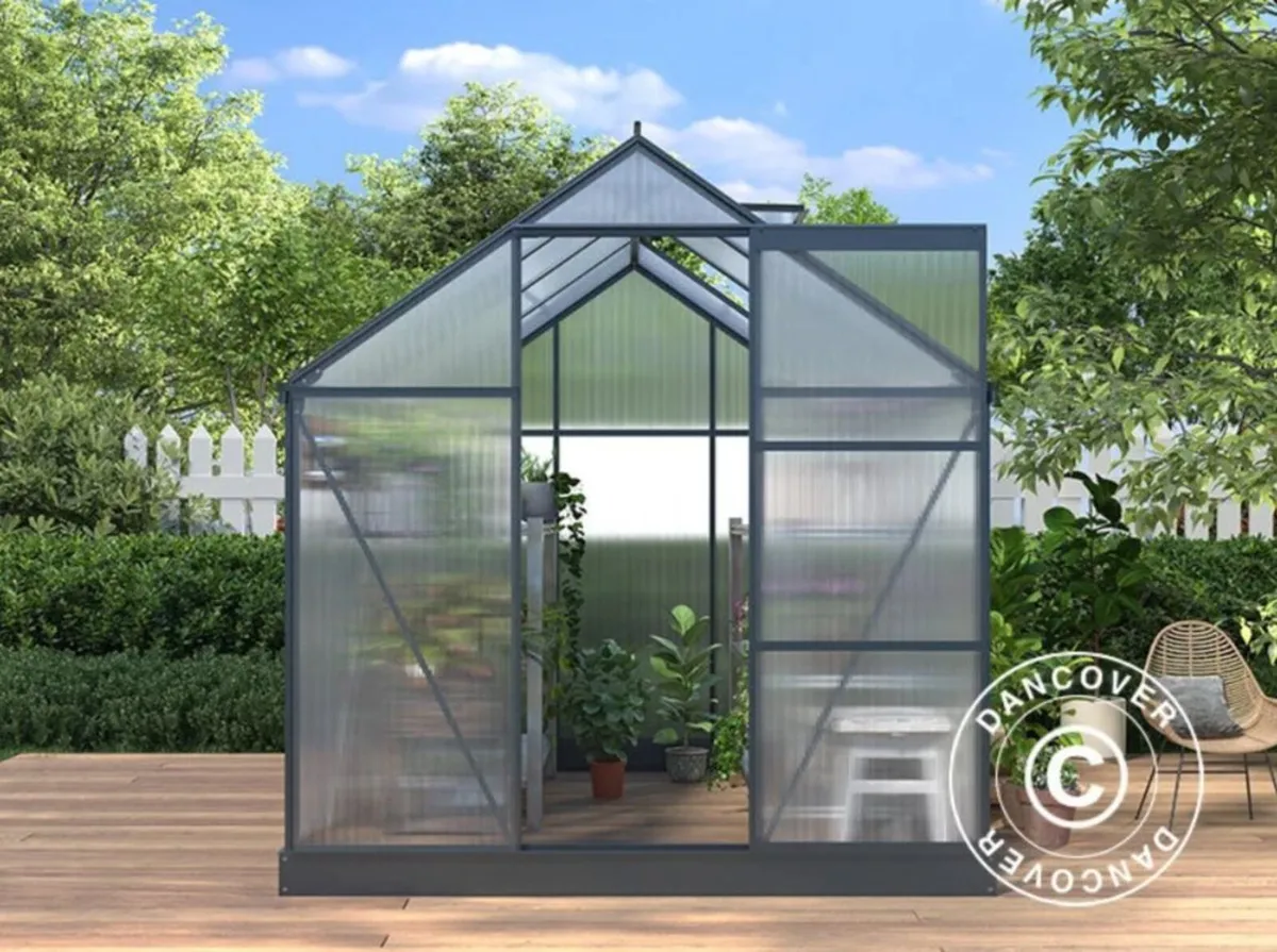 Greenhouse 6ft x 8ft - BRAND NEW IN BOX - Image 4