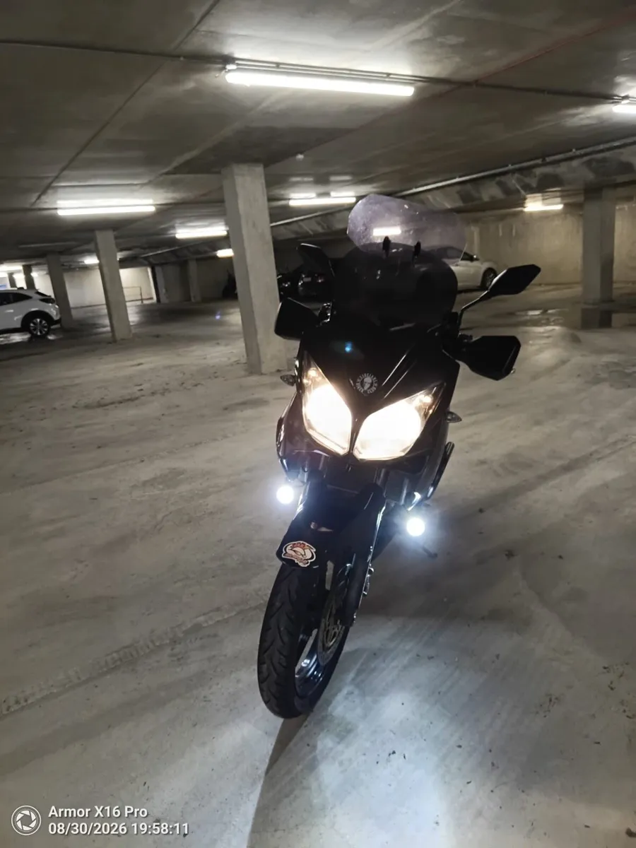 Motorcycle - Image 4