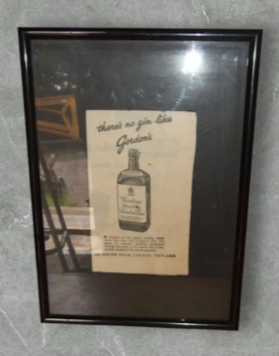 Framed Vintage Gordon's Gin Ad – Authentic - Image 2