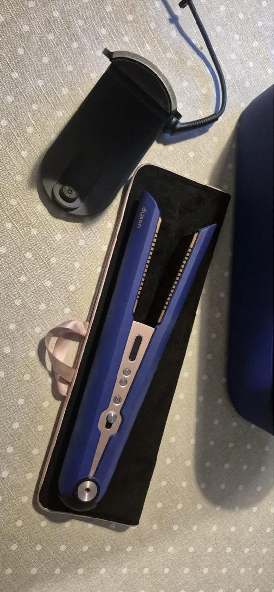 Dyson air wrap - Image 2