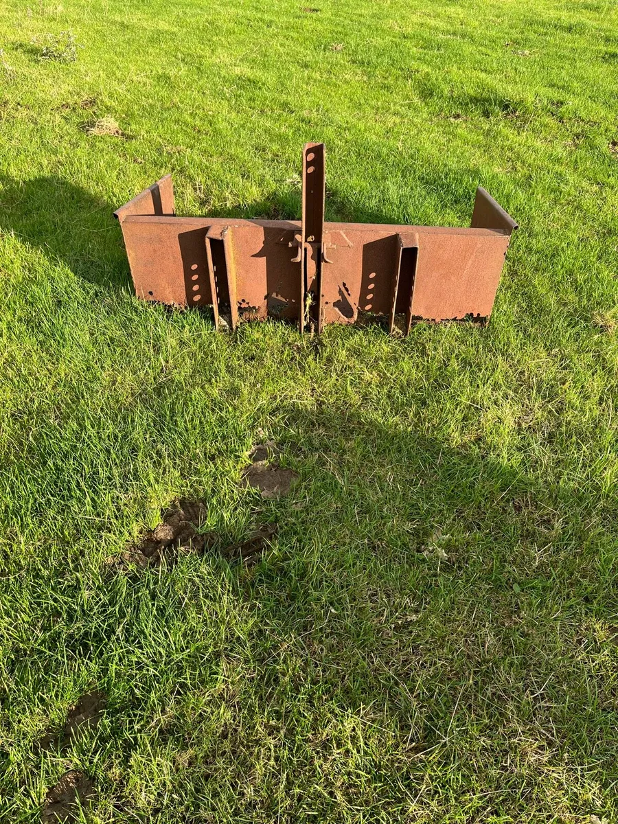 Farm machinery - Image 2