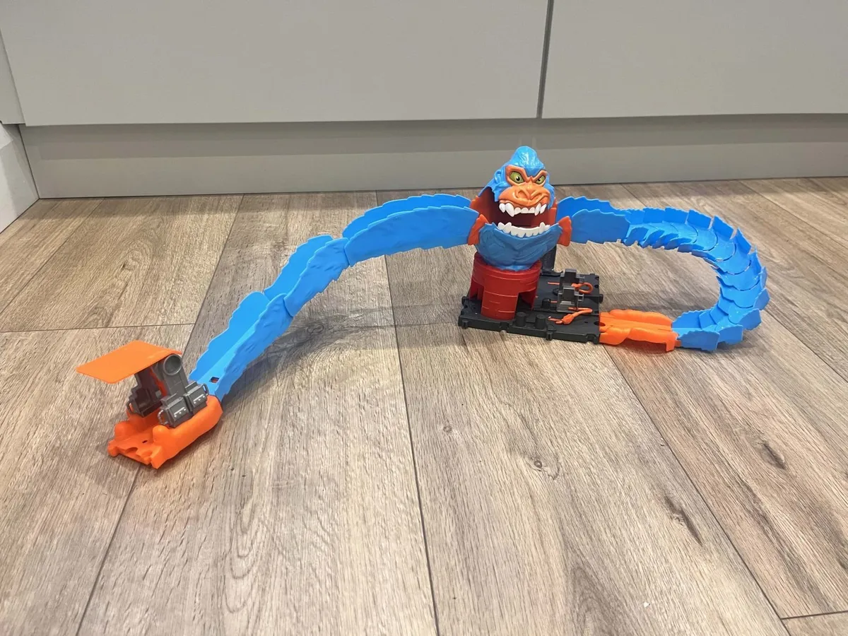 Hotwheels loop and Gorilla - Image 4