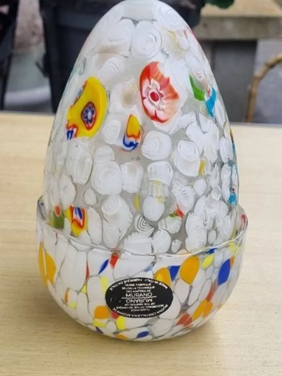 Murano decorative egg and glass bowl - Image 1